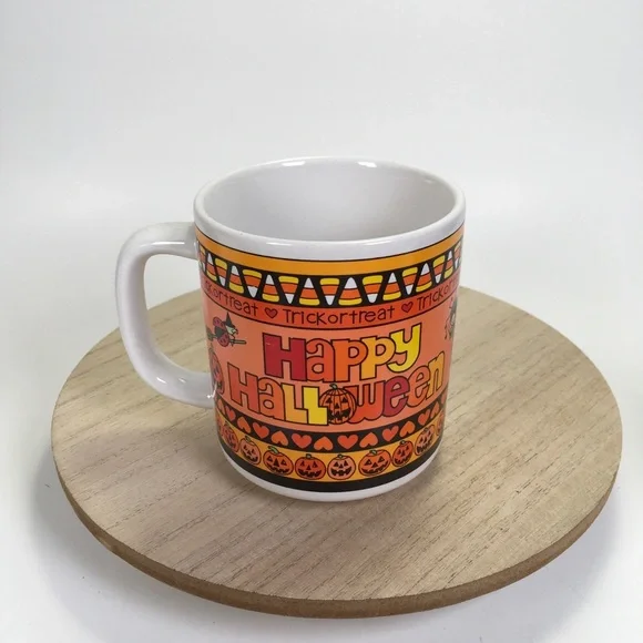 Vintage Love N Stuff Halloween Mugs Set of 4 - Picture 5 of 10